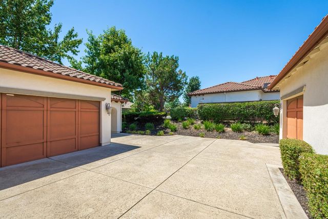 2121 Ladera Dr, Lincoln, CA 95648