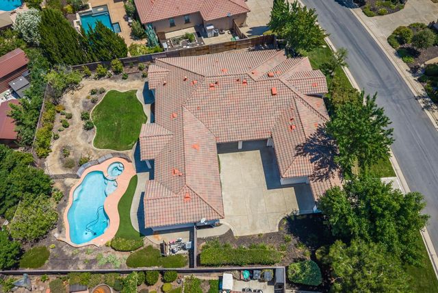 2121 Ladera Dr, Lincoln, CA 95648