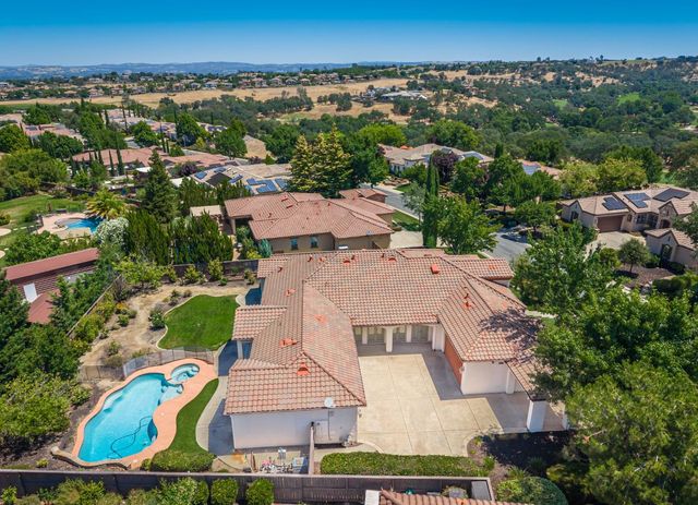 2121 Ladera Dr, Lincoln, CA 95648