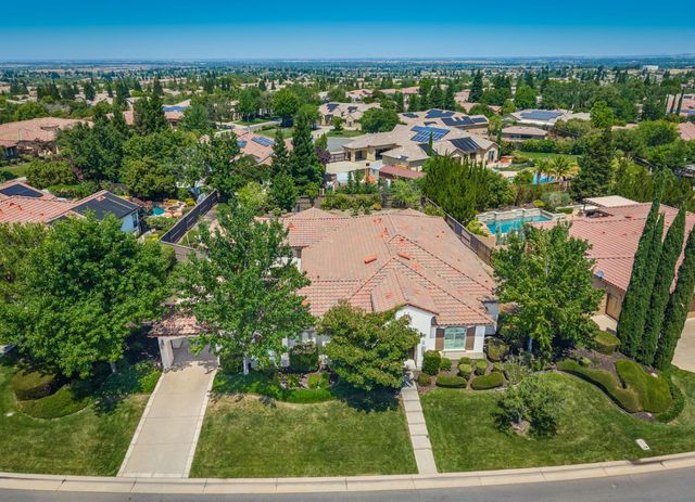 2121 Ladera Dr, Lincoln, CA 95648