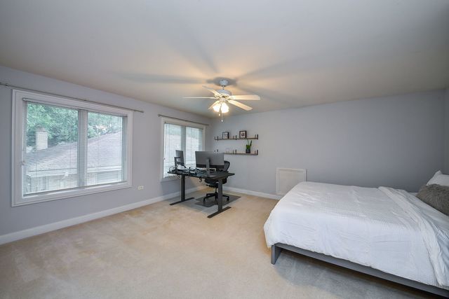 830 N Sleight Street, Naperville, IL 60563