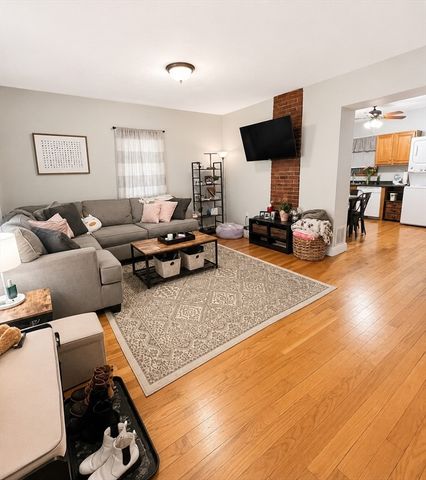 3 Sexton Court 1, Boston, MA 02125