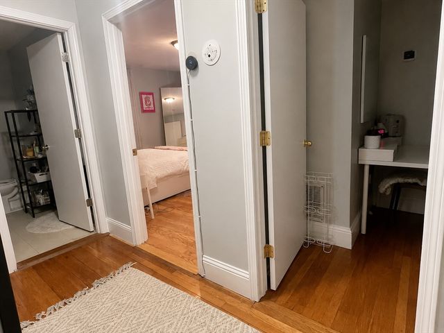 3 Sexton Court 1, Boston, MA 02125