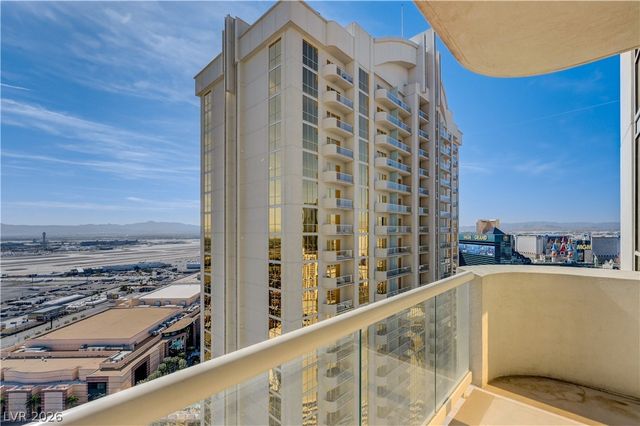 135 HARMON Avenue 702, Las Vegas, NV 89109