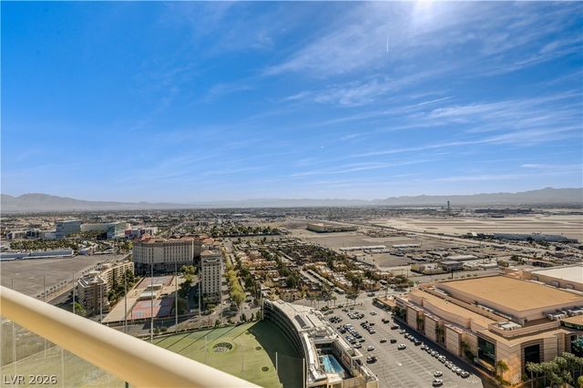 135 HARMON Avenue 702, Las Vegas, NV 89109