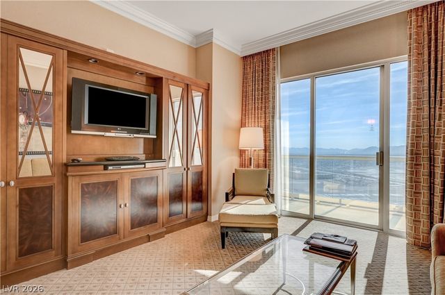 135 HARMON Avenue 702, Las Vegas, NV 89109