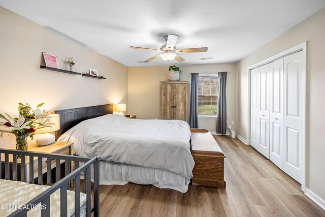 8033 Cambridge Reserve Drive, Knoxville, TN 37924