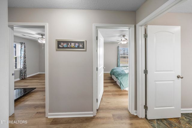 8033 Cambridge Reserve Drive, Knoxville, TN 37924