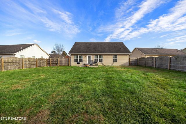 8033 Cambridge Reserve Drive, Knoxville, TN 37924