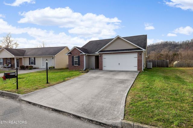 8033 Cambridge Reserve Drive, Knoxville, TN 37924