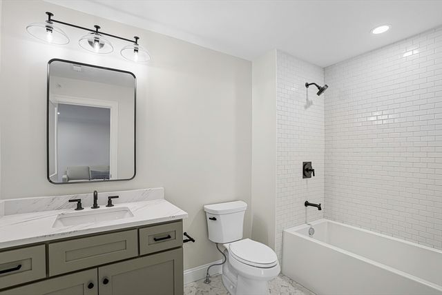 9 Waterville Lane 9, Hopkinton, MA 01748