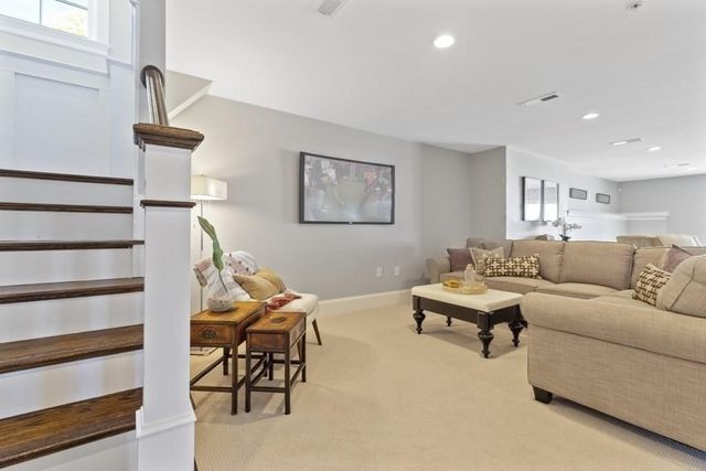 9 Waterville Lane 9, Hopkinton, MA 01748