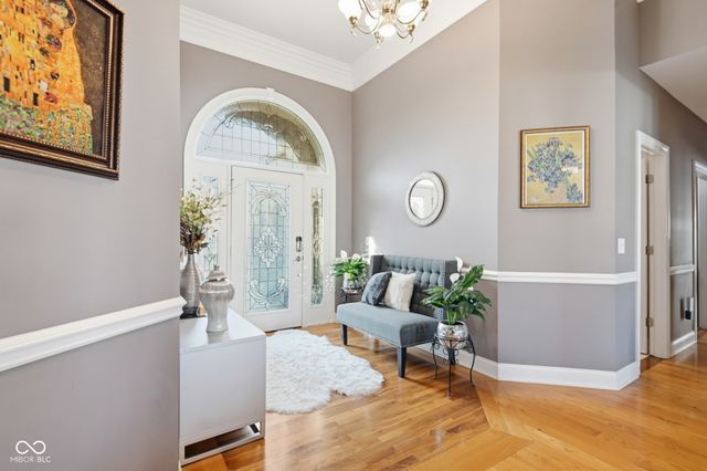 2812 Sunflower Court, Columbus, IN 47201