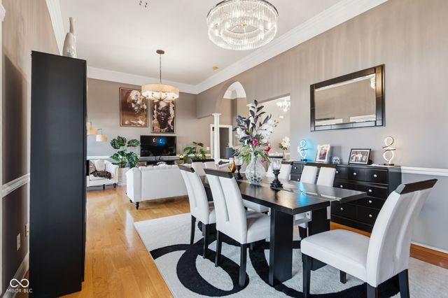 2812 Sunflower Court, Columbus, IN 47201