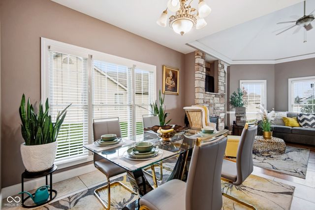 2812 Sunflower Court, Columbus, IN 47201