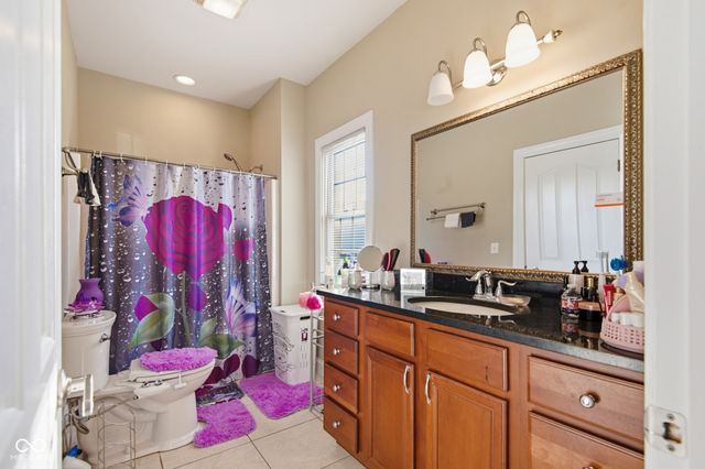 2812 Sunflower Court, Columbus, IN 47201