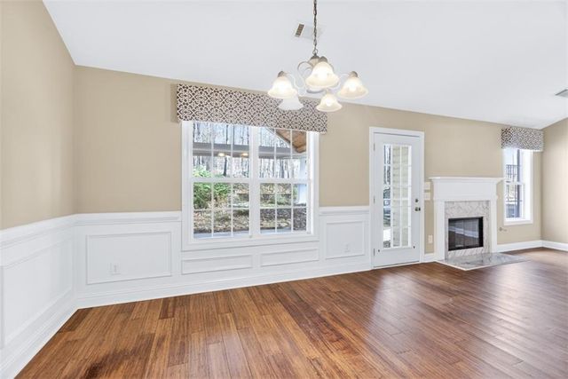 135 Saltcreek Point, Sugar Hill, GA 30518