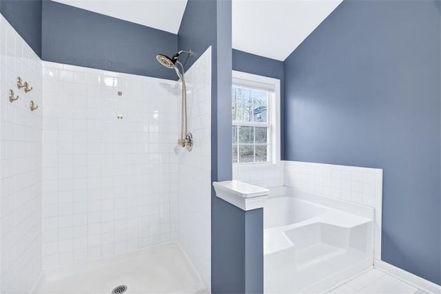 135 Saltcreek Point, Sugar Hill, GA 30518