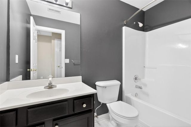 135 Saltcreek Point, Sugar Hill, GA 30518