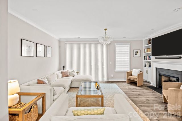 314 Hastings Run Drive, Charlotte, NC 28211