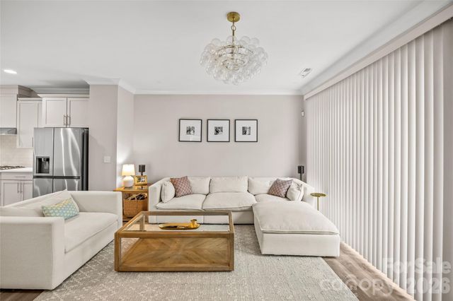 314 Hastings Run Drive, Charlotte, NC 28211