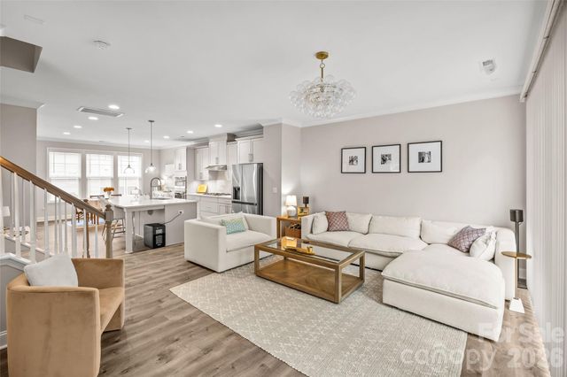 314 Hastings Run Drive, Charlotte, NC 28211