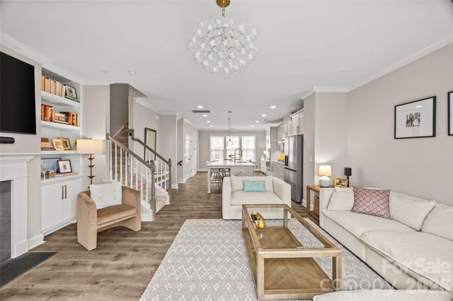 314 Hastings Run Drive, Charlotte, NC 28211