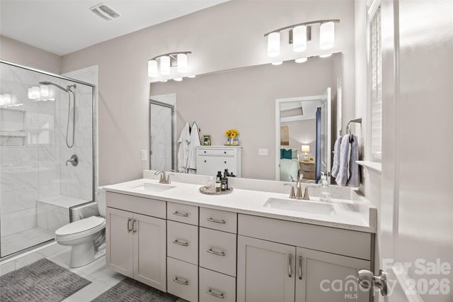 314 Hastings Run Drive, Charlotte, NC 28211