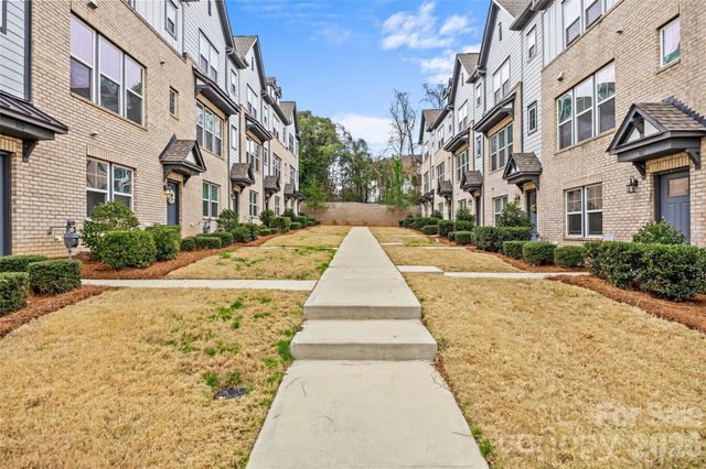 314 Hastings Run Drive, Charlotte, NC 28211