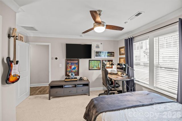 314 Hastings Run Drive, Charlotte, NC 28211