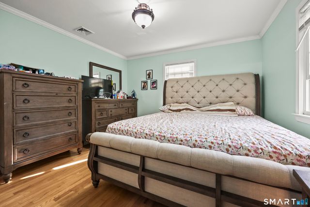 40 Winthrop Place, Monroe, CT 06468