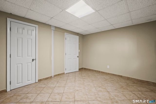 40 Winthrop Place, Monroe, CT 06468