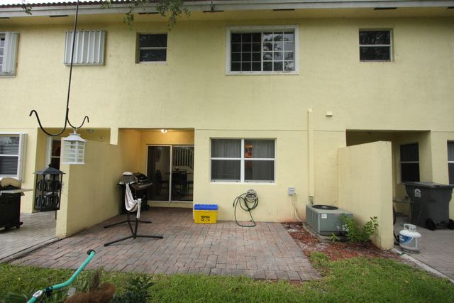 945 Imperial Lake Road, Lake Belvedere Estates, West Palm Beach, FL 33413