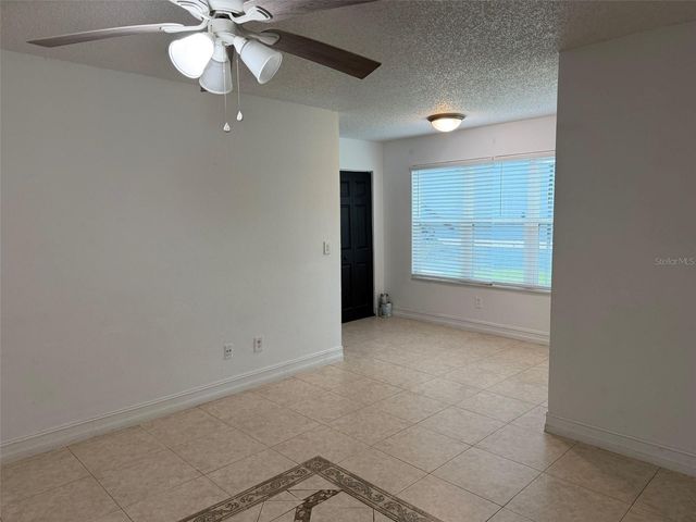 4658 COMMANDER DRIVE 813, Orlando, FL 32822