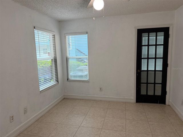 4658 COMMANDER DRIVE 813, Orlando, FL 32822