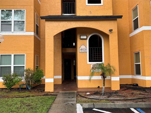 4658 COMMANDER DRIVE 813, Orlando, FL 32822