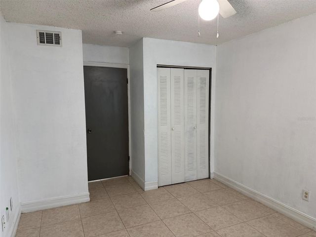 4658 COMMANDER DRIVE 813, Orlando, FL 32822