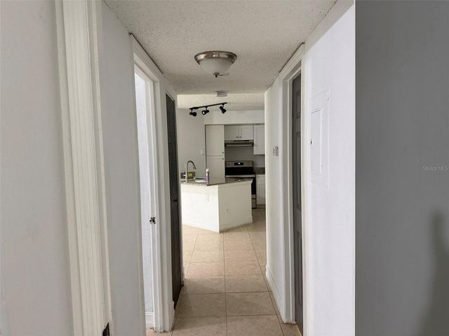 4658 COMMANDER DRIVE 813, Orlando, FL 32822