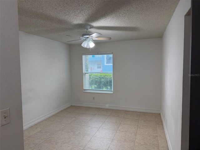 4658 COMMANDER DRIVE 813, Orlando, FL 32822