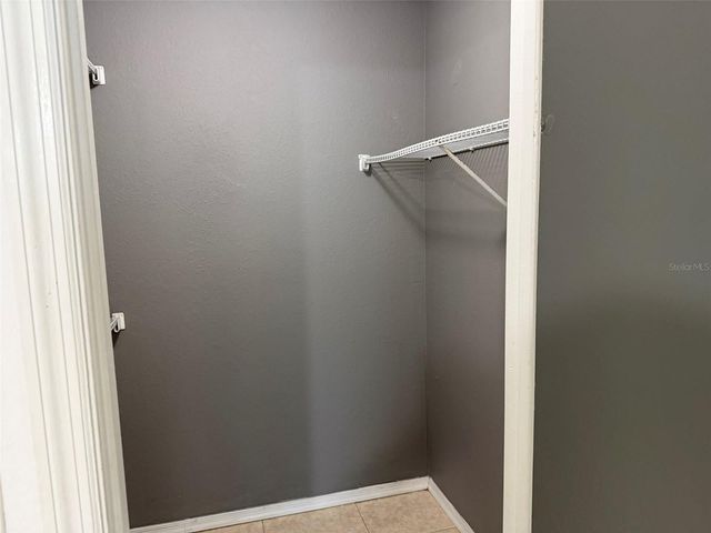 4658 COMMANDER DRIVE 813, Orlando, FL 32822