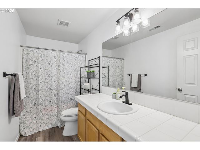 5506 Ne 44TH St, Vancouver, WA 98661
