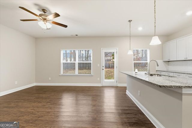 423 Pearson Circle, Hampton, GA 30228