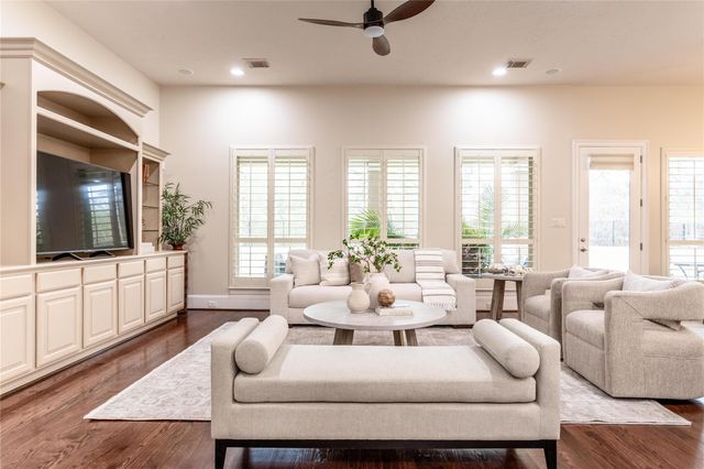 44 Tall Trail Trail, Missouri City, TX 77459