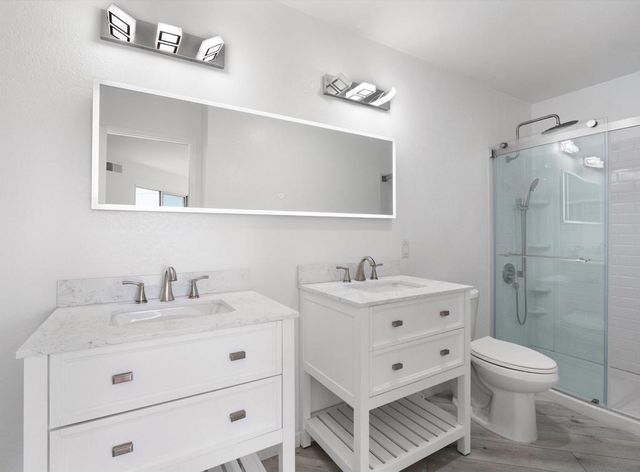 7087 Camino Degrazia 141, San Diego, CA 92111