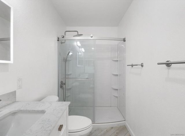 7087 Camino Degrazia 141, San Diego, CA 92111