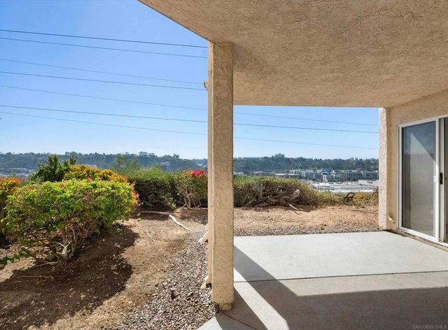 7087 Camino Degrazia 141, San Diego, CA 92111