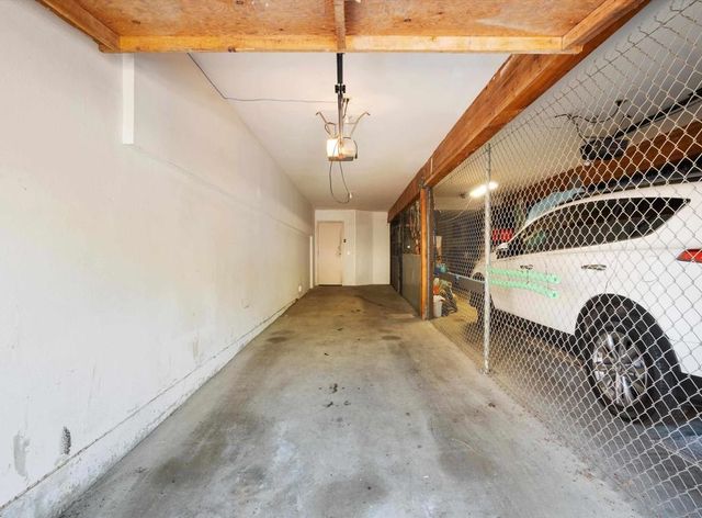 7087 Camino Degrazia 141, San Diego, CA 92111