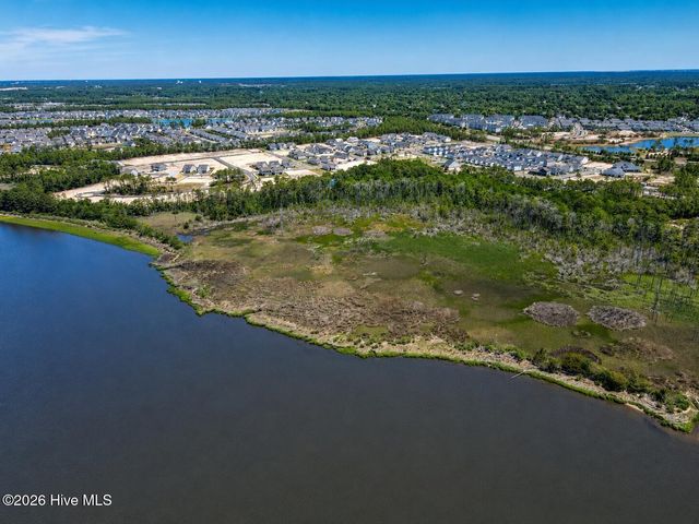 321 Longhill Drive, Wilmington, NC 28412
