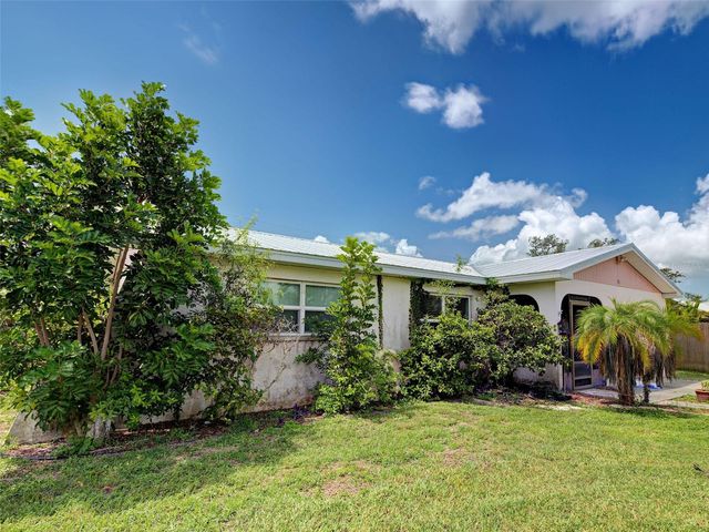 355 TRINITY ROAD, Venice, FL 34293
