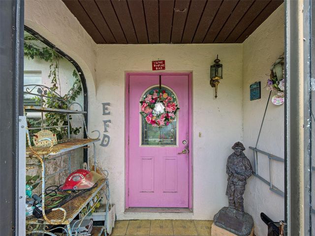 355 TRINITY ROAD, Venice, FL 34293